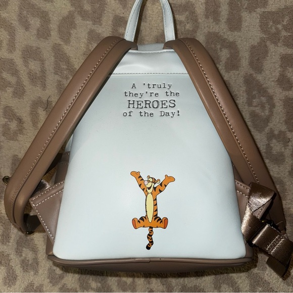 Loungefly Disney Winnie the Pooh 95th anniversary - Picture 6 of 7